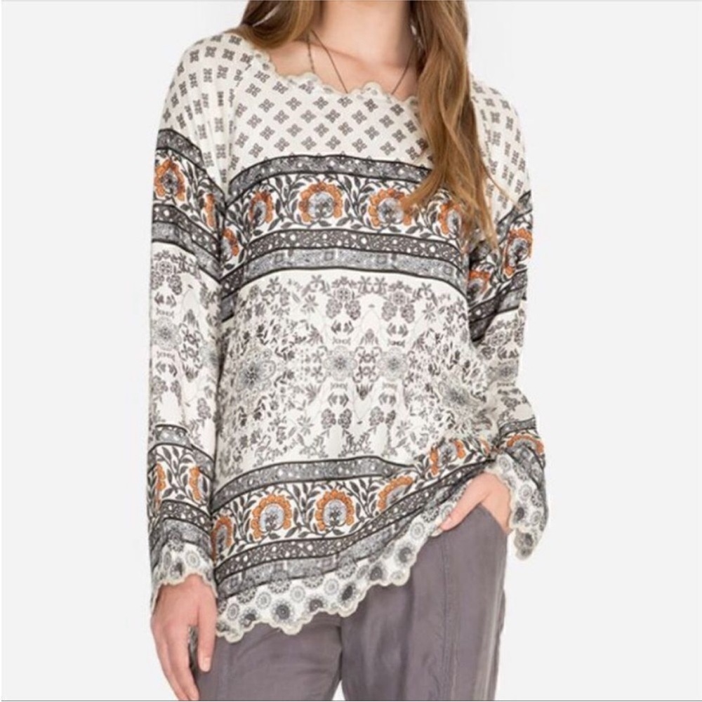 Johnny Was Rio 100% Silk Scalloped Embroidered Edge Blouse Top